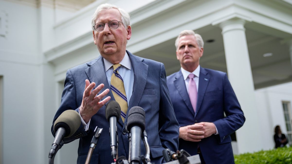 Disproving alleged transcript of McConnell and Kevin McCarthy discussing 'bringing back slavery'