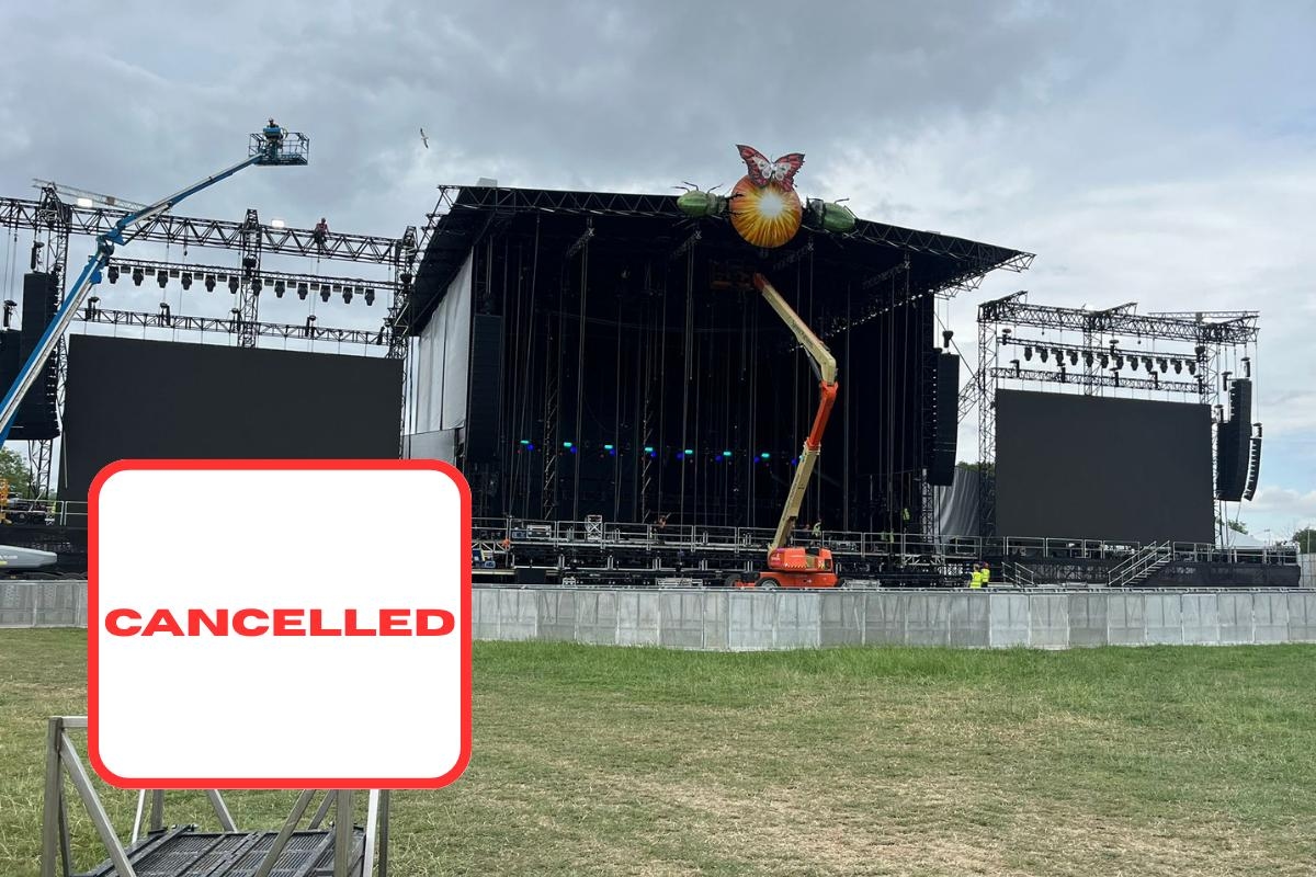 Glastonbury Festival organisers cancel major rock band's set