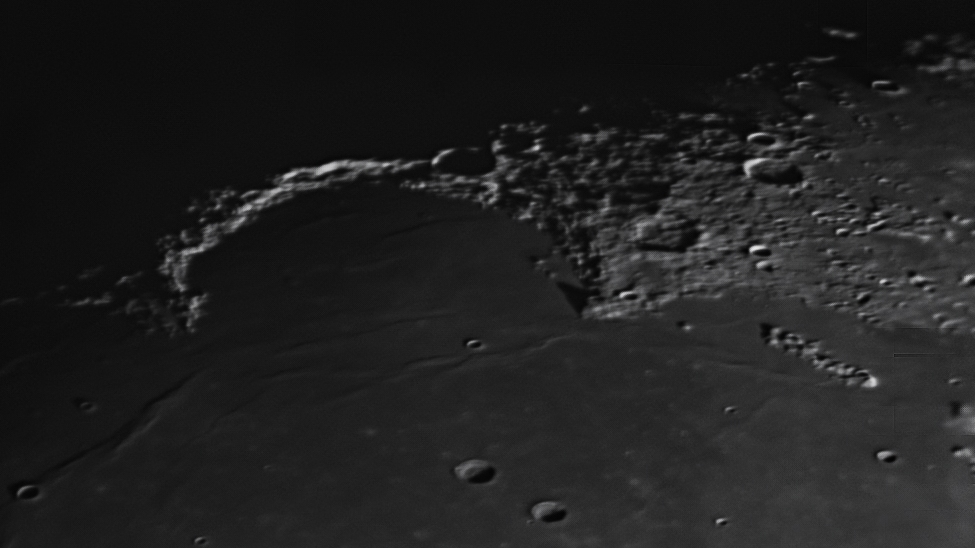 A 'Golden Handle' will appear on the moon tonight. Here's how to see it