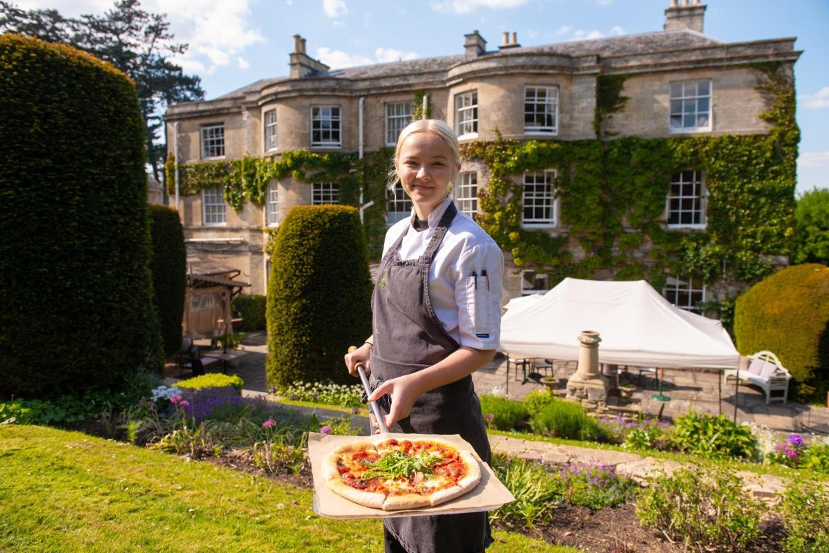 Stroud hotel creates its own pizza to celebrate local produce