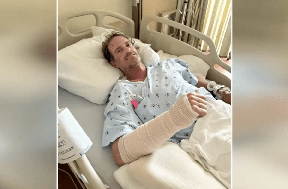 Shark Mauls Surfer 'Like a Bear Trap' in Florida (Video)
