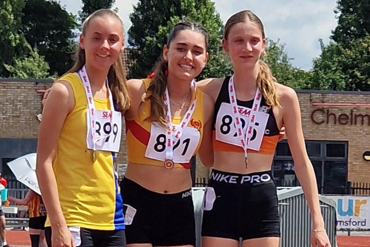 Hercules Wimbledon runners win multiple medals at South of England Championships
