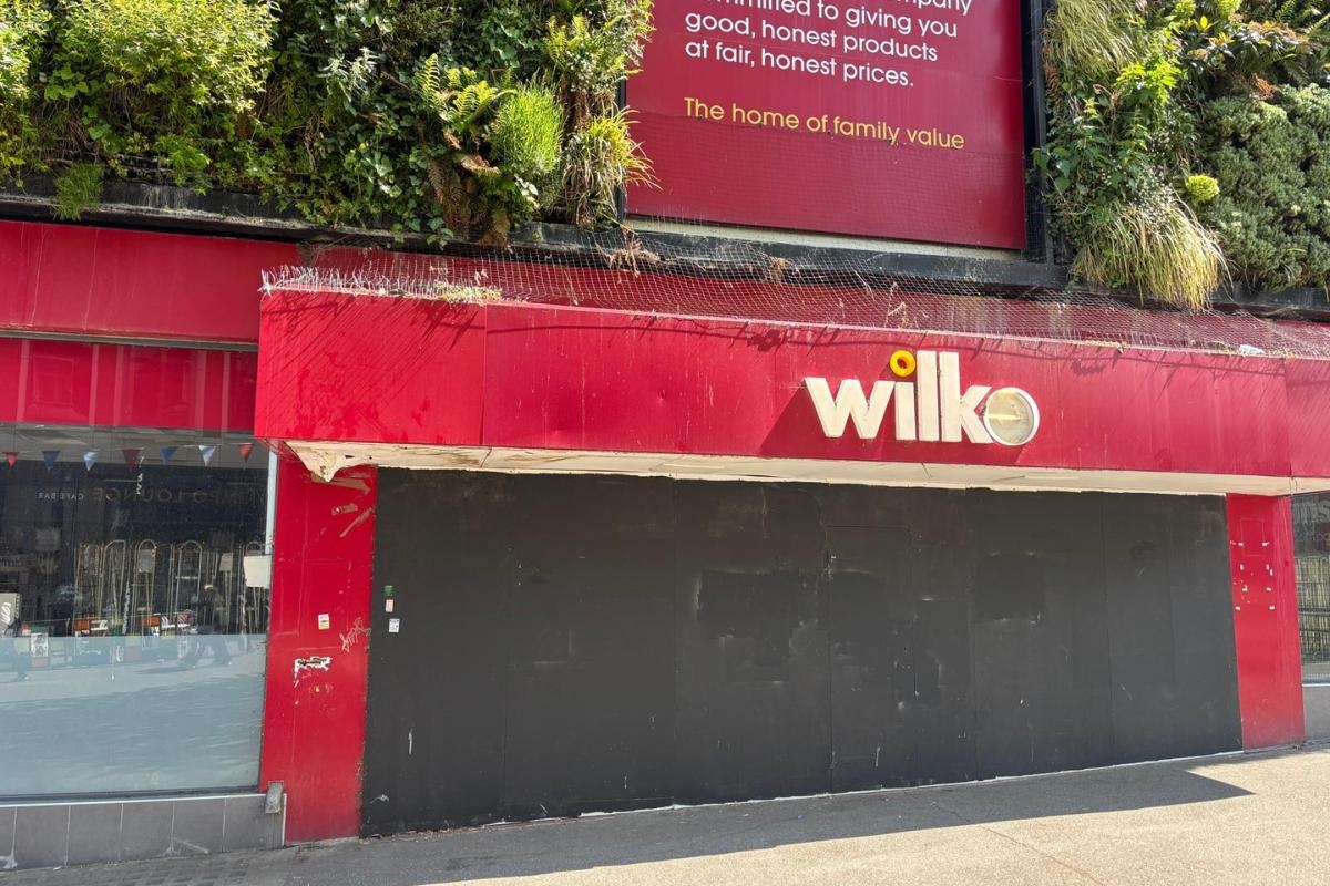 New 'quick, small' Sutton Lidl store wants to sell alcohol from early until late