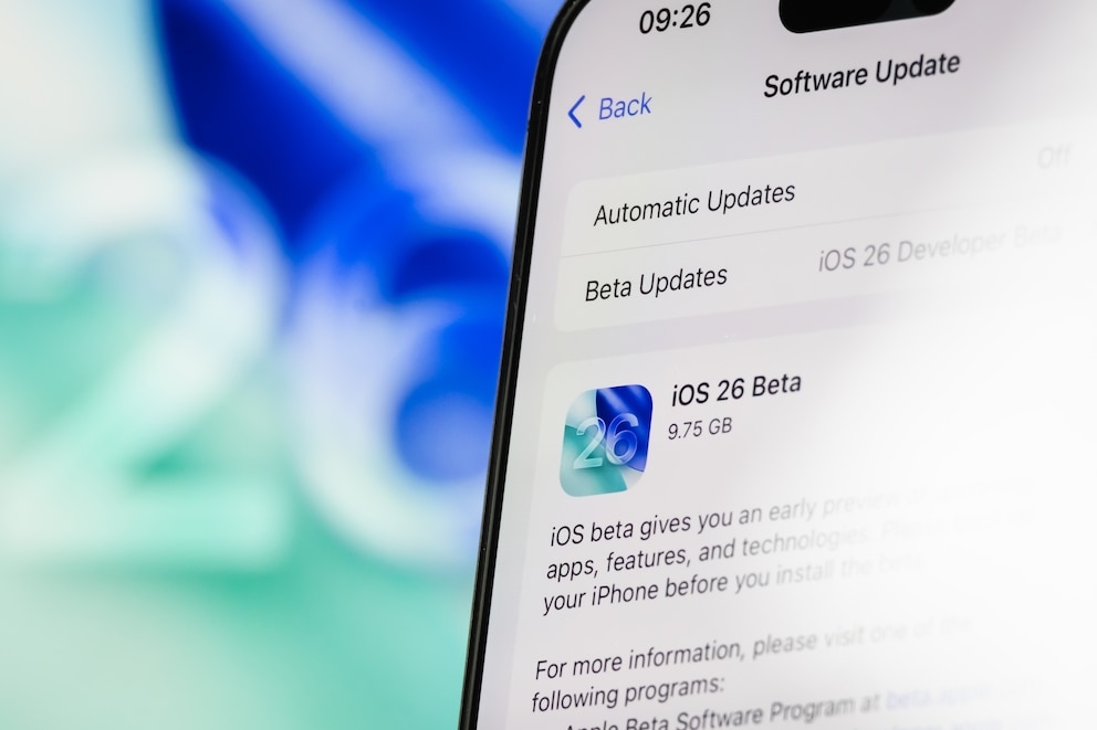 iOS 26 Now Available for Everyone! How to Test the New Features