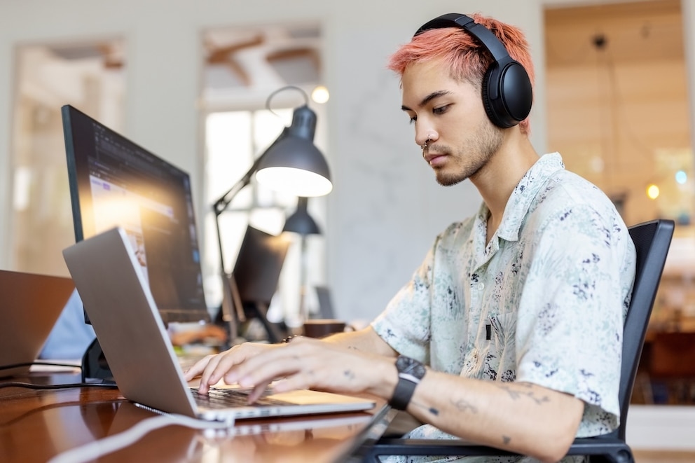 Security Flaw in Bluetooth Headphones: Sony, Bose, JBL and Other Brands Affected