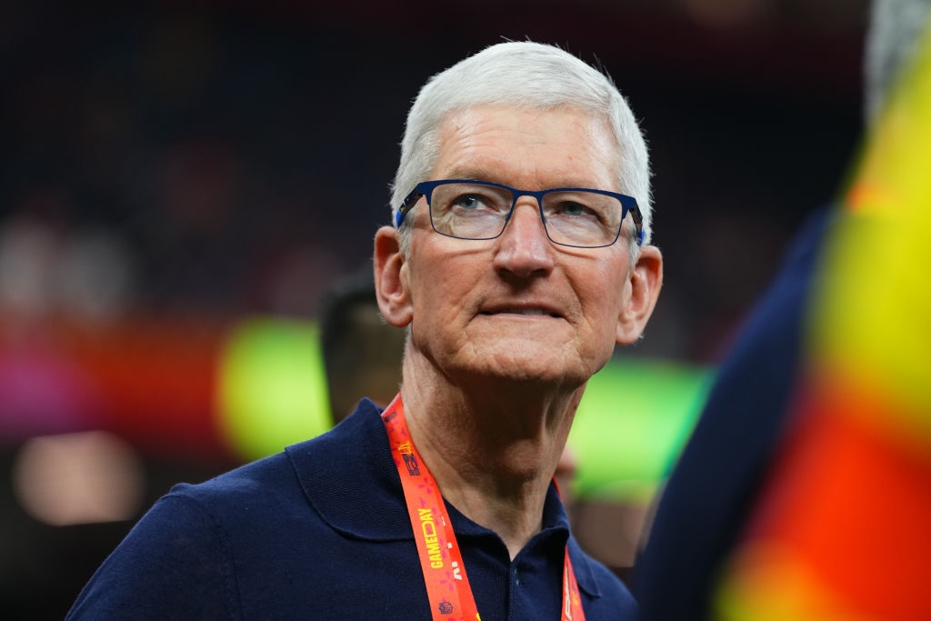 Meta reportedly recruits Apple's head of AI models
