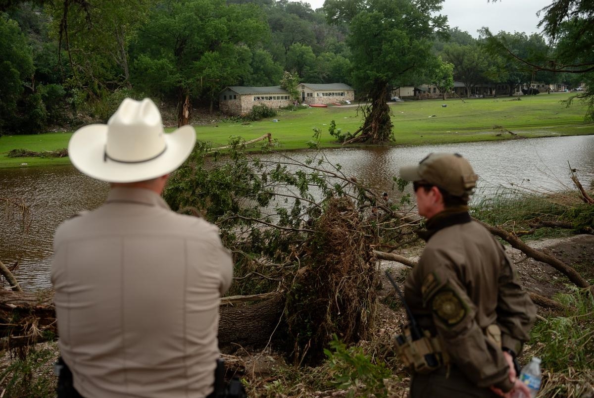 Texas floods death count surpasses 100 as recovery efforts continue