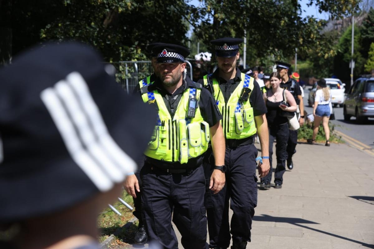 Police release number of arrests at Oasis gig in Heaton Park