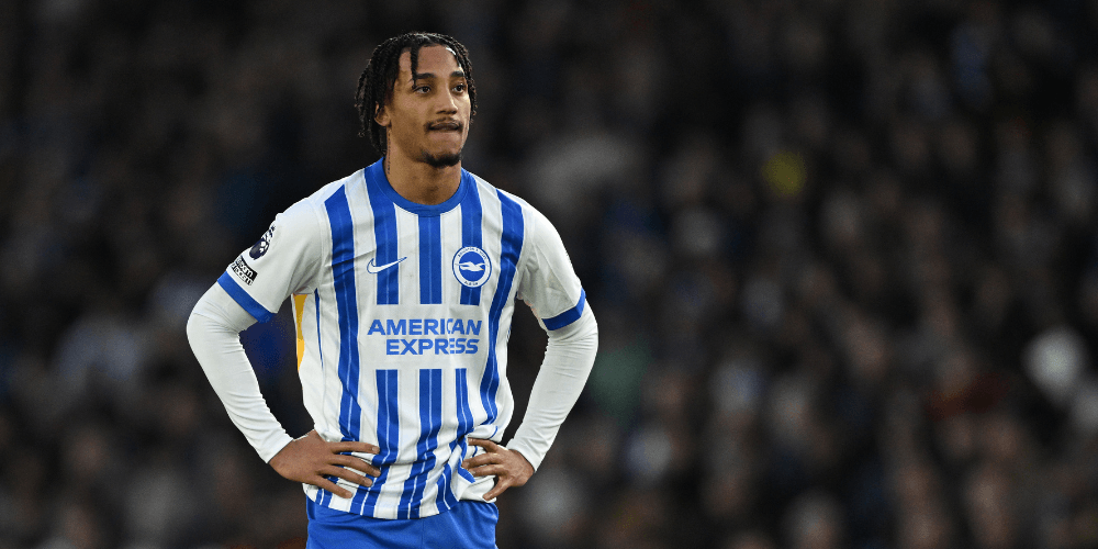 Chelsea increase efforts to win race for Brazil forward