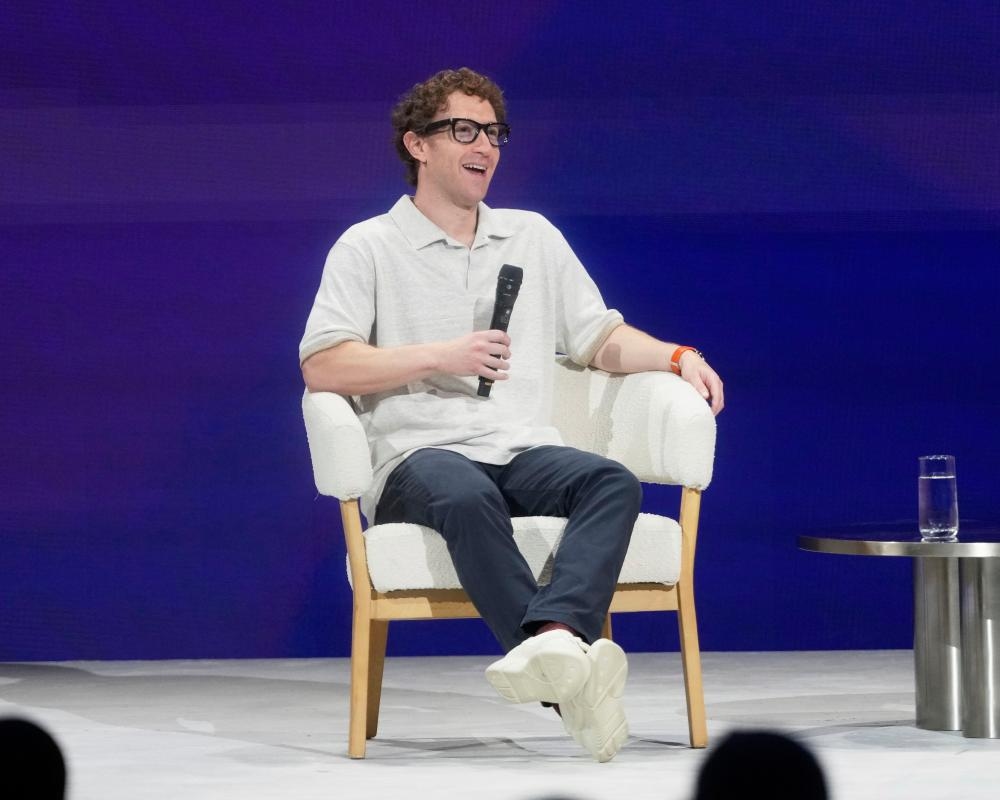 Mark Zuckerberg's secret list of top AI talent to poach has tech world atwitter