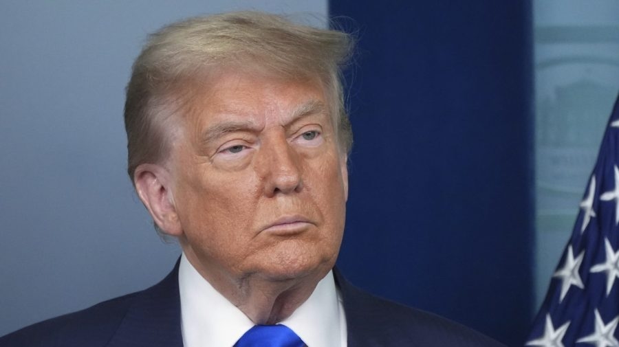 Trump announces agreement to end House floor revolt over crypto bills