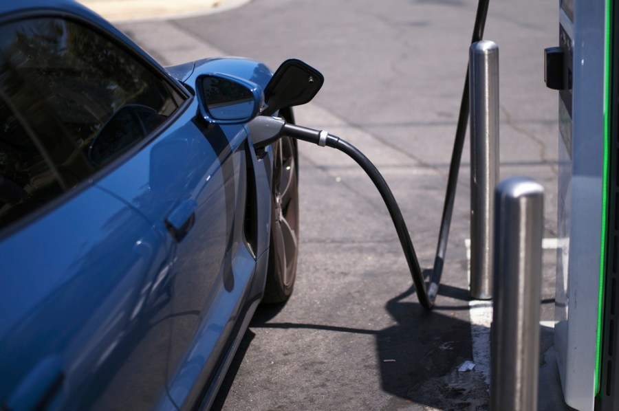 Opinion - Governors should end California's ludicrous and harmful electric vehicle mandate
