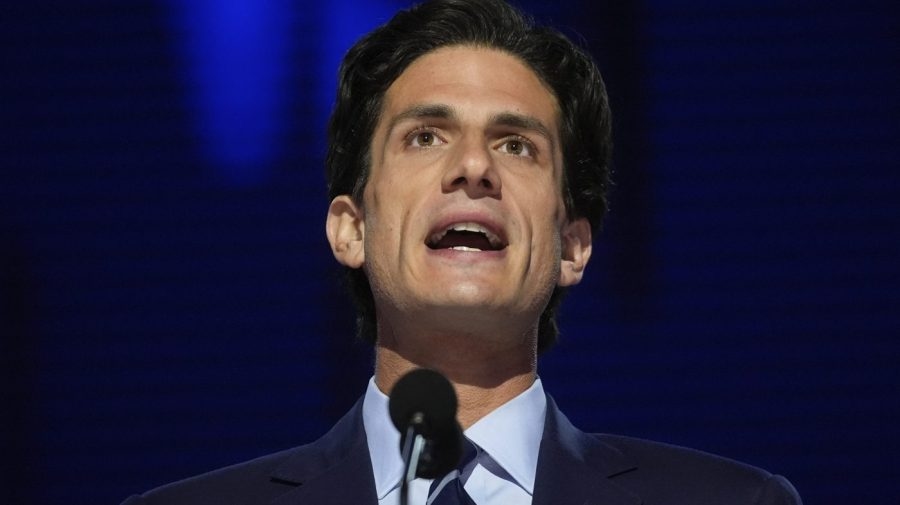 JFK grandson rips move to name Kennedy Center theater after Melania Trump: This administration ‘stands for freedom of oppression'