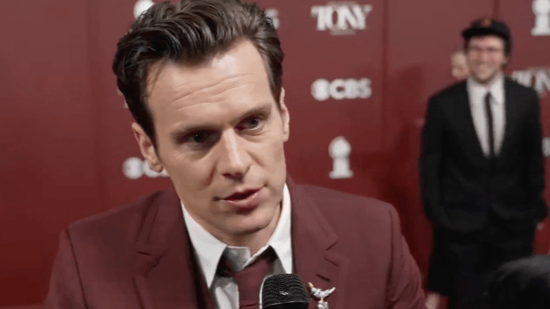 Jonathan Groff Thanks His Parents for His Love of Theater and Broadway