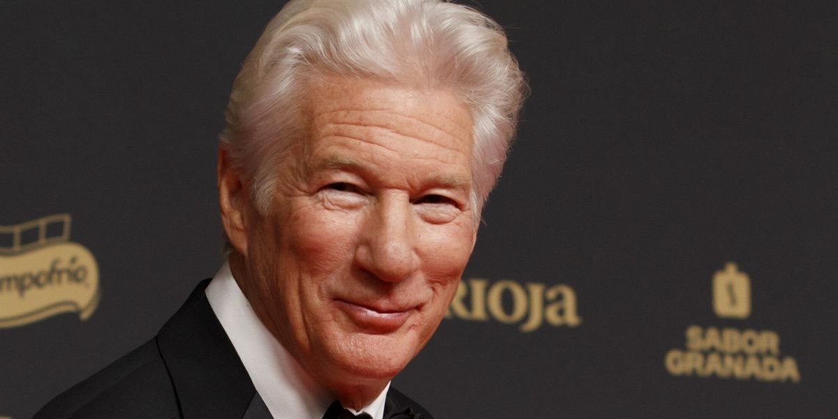 Richard Gere Delivers 'Dark' Warning About 'Thug' Trump As Awards Speech Takes A Turn