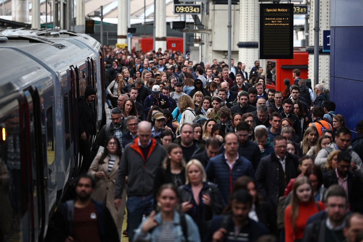 Businesses ‘thriving' after adopting four-day working week