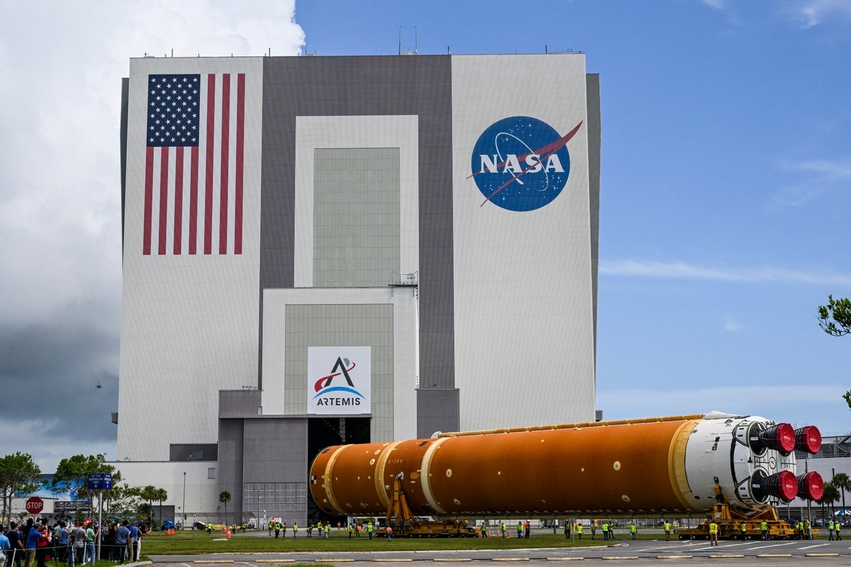 NASA reportedly set to lose 2,000 senior staff members as Trump looks to slash agency's budget