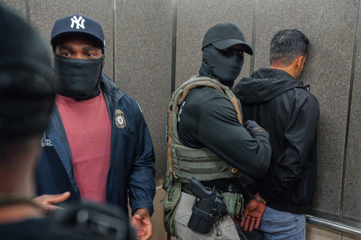 Meet ICEblock: The app that lets residents know when immigration agents are in their community