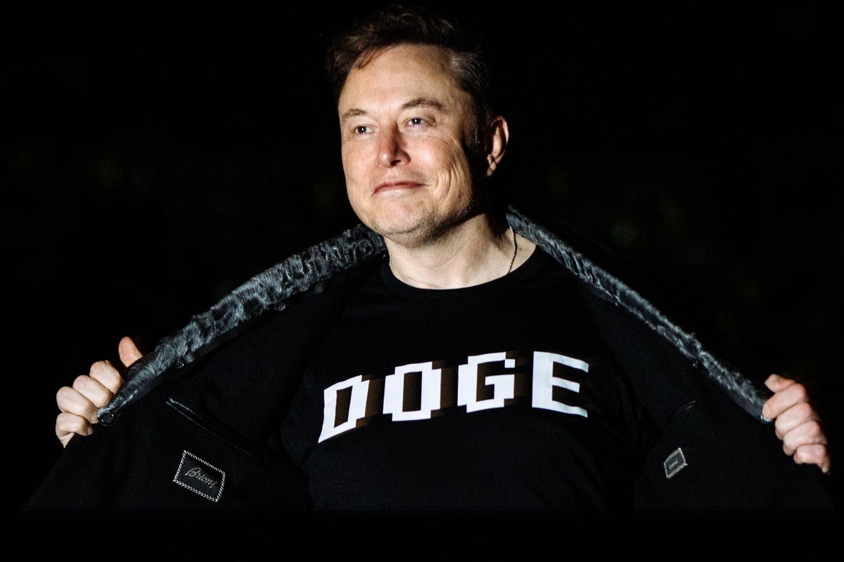 DOGE plans to use AI to identify 50% of 200,000 federal regulations that can be eliminated by Trump