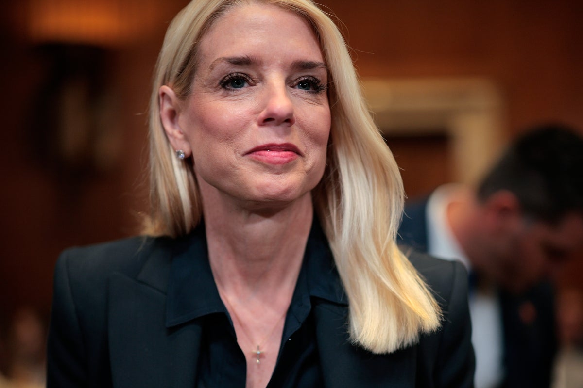 Exclusive: Pam Bondi says she doesn't want new jet after The Independent exposes FBI plan for new airplane to shuttle her around