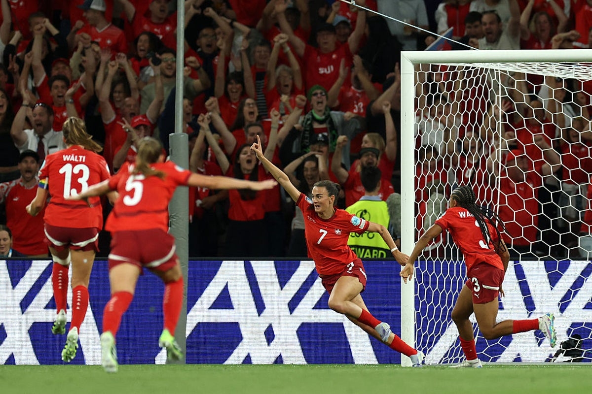 Hosts Switzerland reach Women's Euro 2025 quarter-finals with last-gasp goal