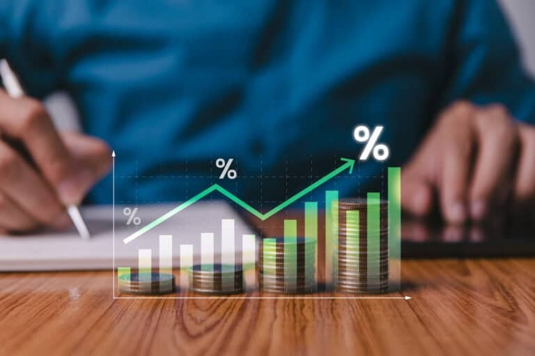 Contrarian Investors: 1 Discounted TSX Dividend Stock to Consider Now