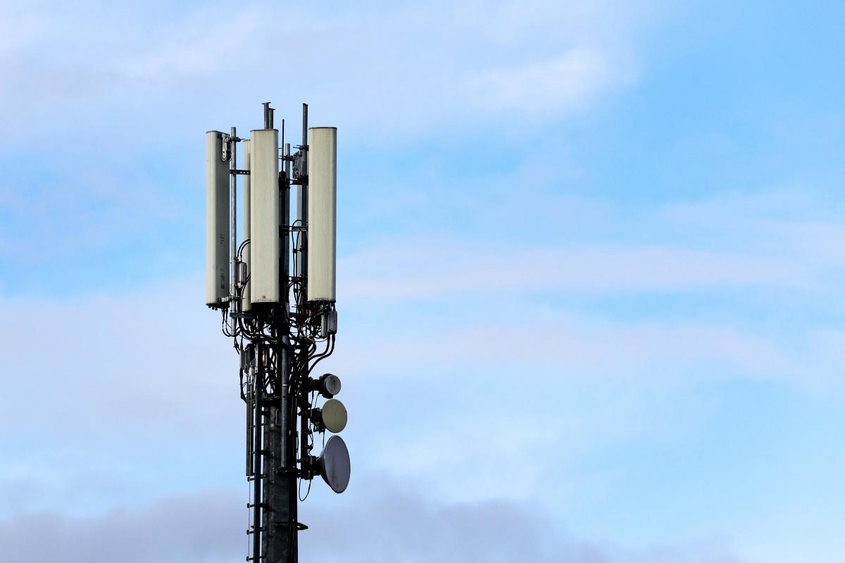 Plans to install mobile masts across rural Scotland massively scaled back