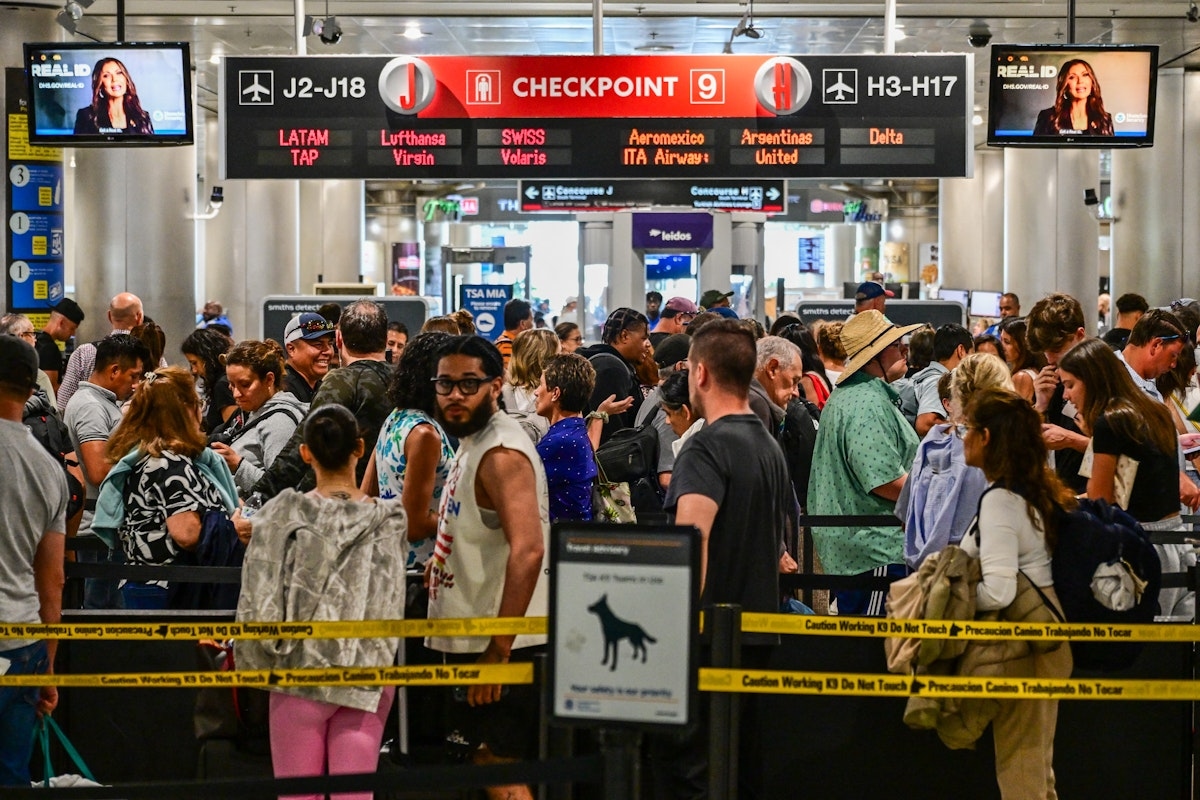 Florida Airports Get Absurd Order on 'Weather Modification' Conspiracy