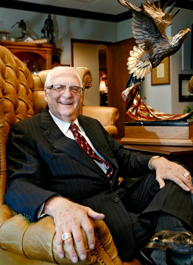 'We lost a legend.' Oklahoma leaders remember Bob Funk, Express Employment cofounder