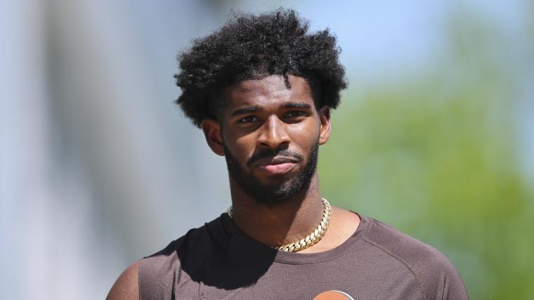 Browns predicted to replace Shedeur Sanders with Penn State superstar