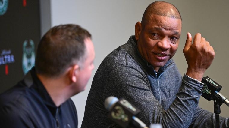 Bucks' target, 12-time All-Star hints at retirement ahead of free agency decision