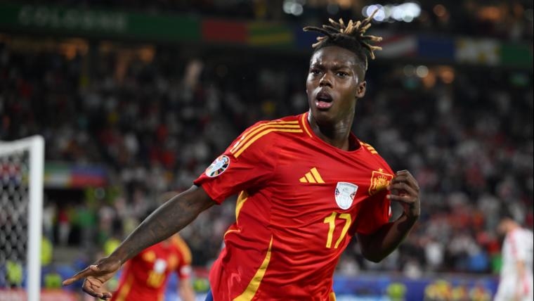 Lamine Yamal's dad bites back after Nico Williams' Barcelona rejection