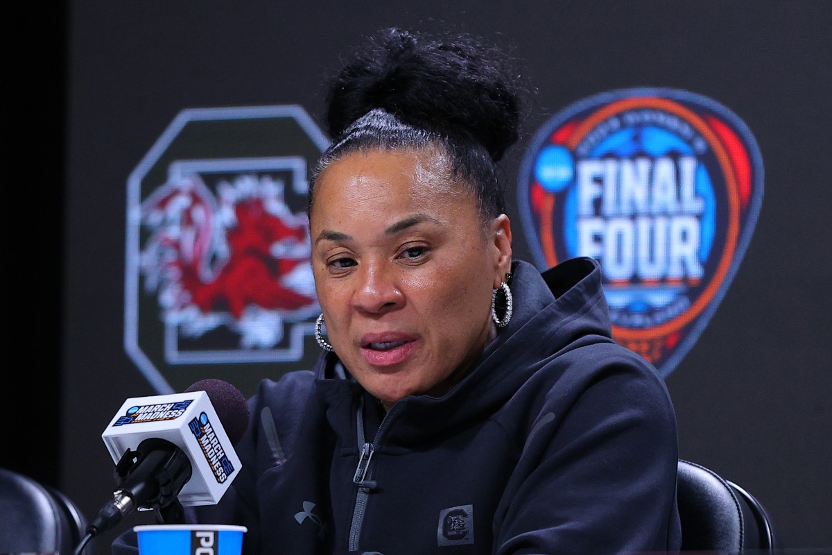 Dawn Staley Is Being Mentioned For NBA Coaching Job