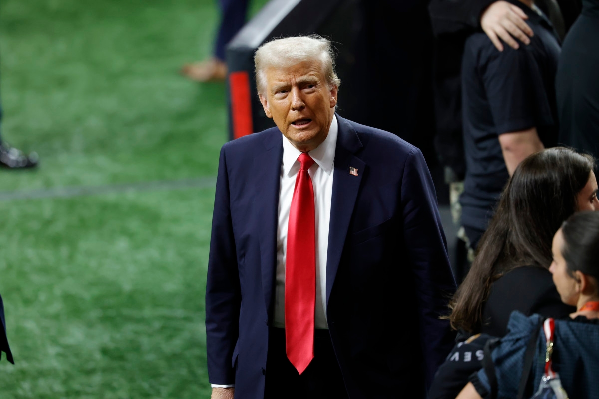 NFL Rookie Has 1-Word Response To President Trump's Executive Order