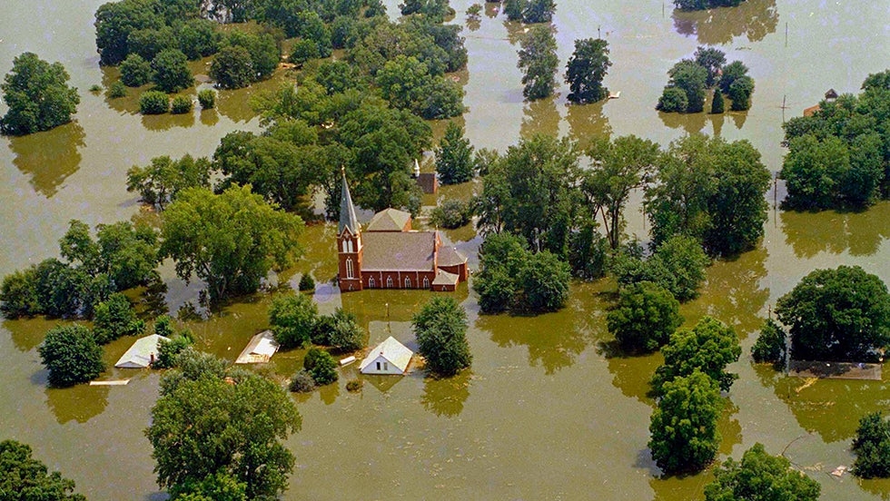 On This Date: Levee Break Inundated Illinois Town During Great Flood Of 1993