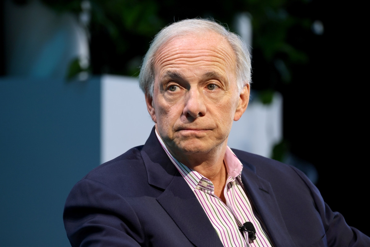 Analyst has a blunt response to billionaire Ray Dalio on the U.S. 'going broke'