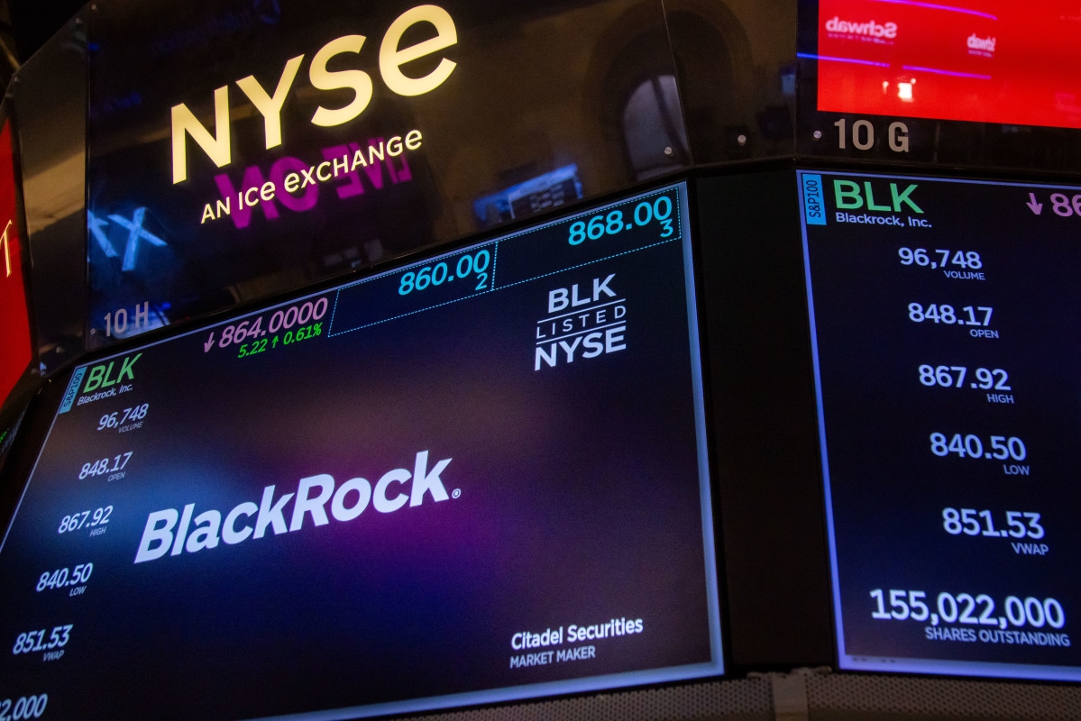 BlackRock's breakout offering overtakes flagship S&P 500 fund in revenue