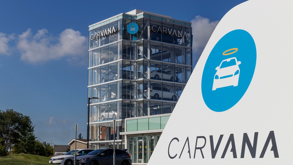 Analyst revises Carvana stock price target ahead of earnings