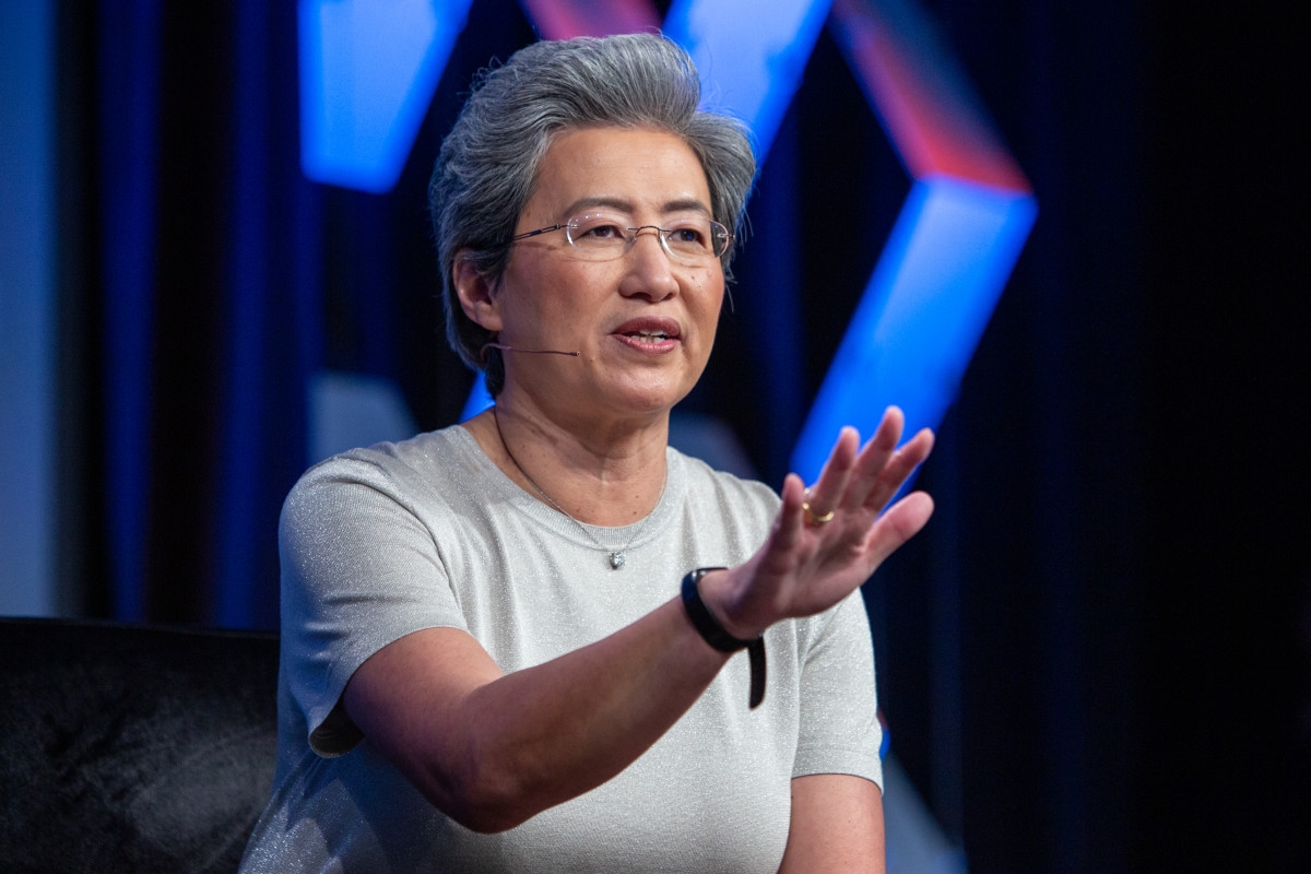 Amid AI boom, veteran analyst reboots AMD, Supermicro stock price targets