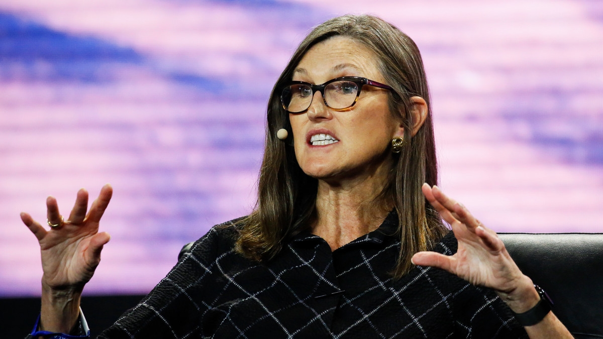 Cathie Wood sells $47.9 million of surging crypto stock