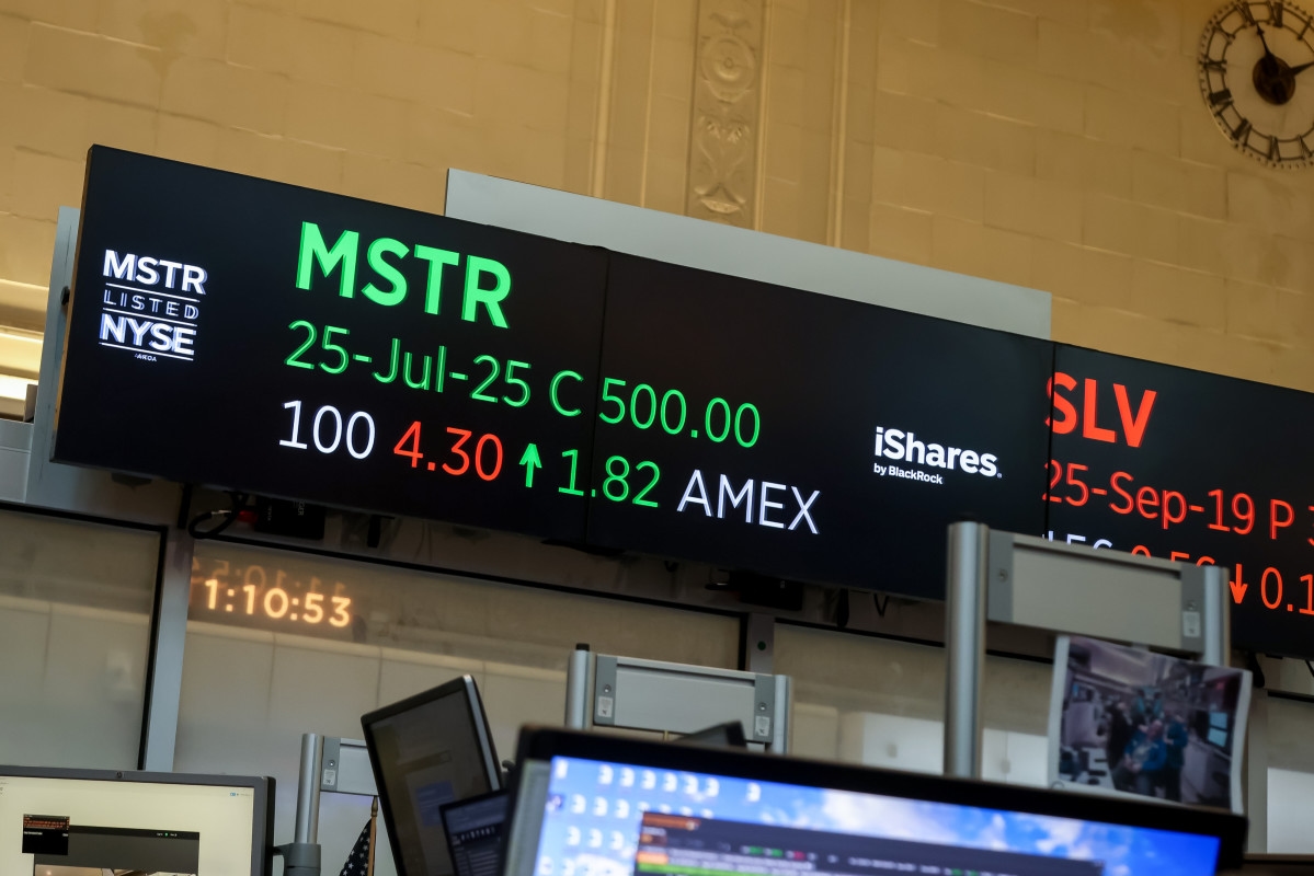 Wall Street stunned as Strategy stock hits historic high