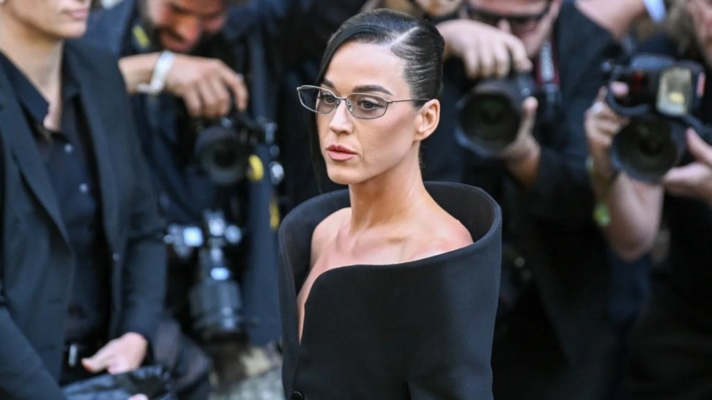 Katy Perry Left Clinging to Flying Prop After Mid-Song Malfunction
