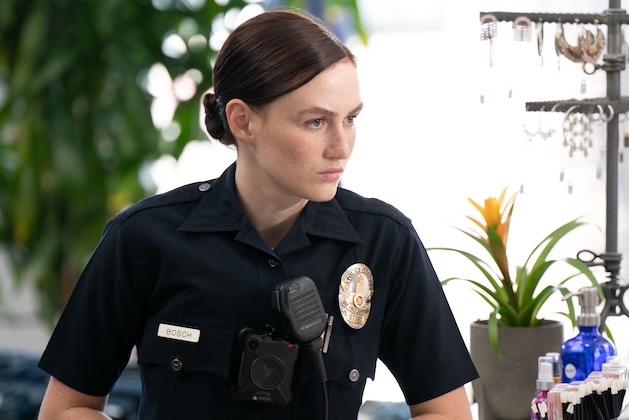 Bosch's Madison Lintz to Star in Adaptation of Lee Goldberg's Eve Ronin Crime Novels