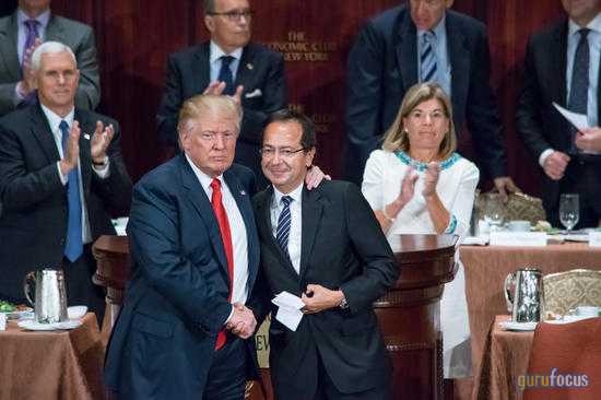 Trump Media Raises Billions for Bitcoin, Shares Tumble