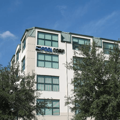 Pool Corp (POOL) Q2 2025 Earnings Call Highlights: Resilient Sales Growth Amid Economic Challenges