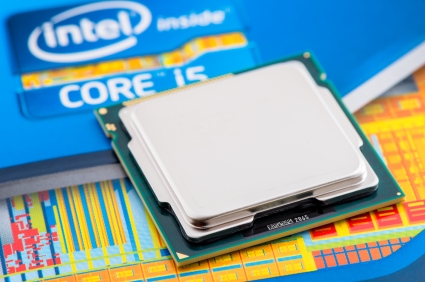 Intel Q2 EPS Misses, Revenue Flat at $12.9?Billion