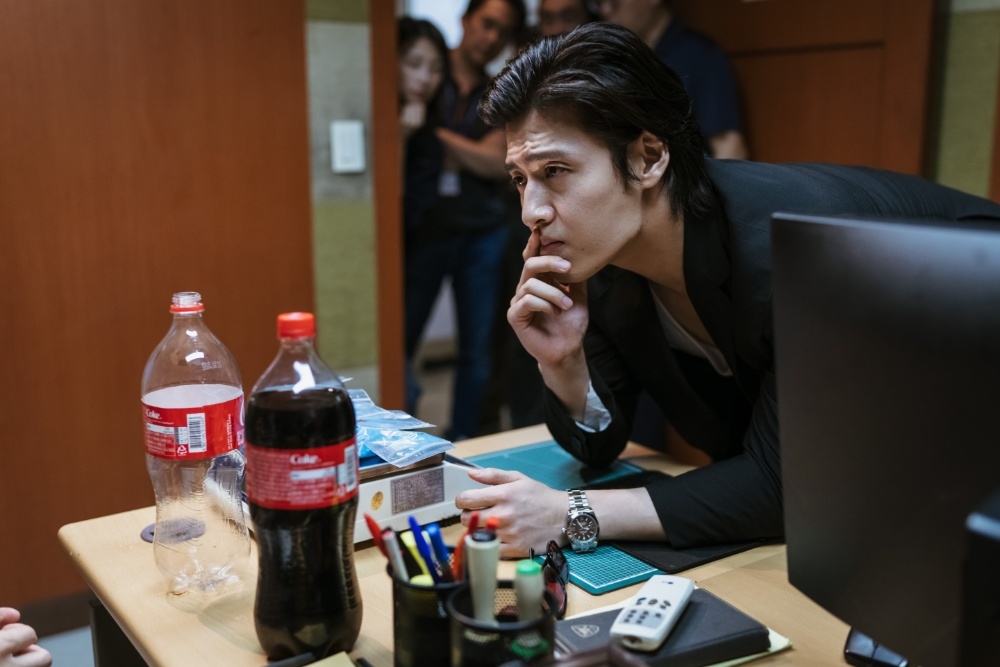 ‘Squid Game 2' Star Kang Ha-neul's ‘Yadang: the Snitch' Tops Korean Box Office Again as ‘A Minecraft Movie' Opens in Second