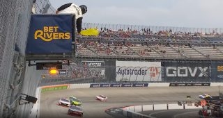 Weather halts Xfinity Series race at Dover as Zilisch leads