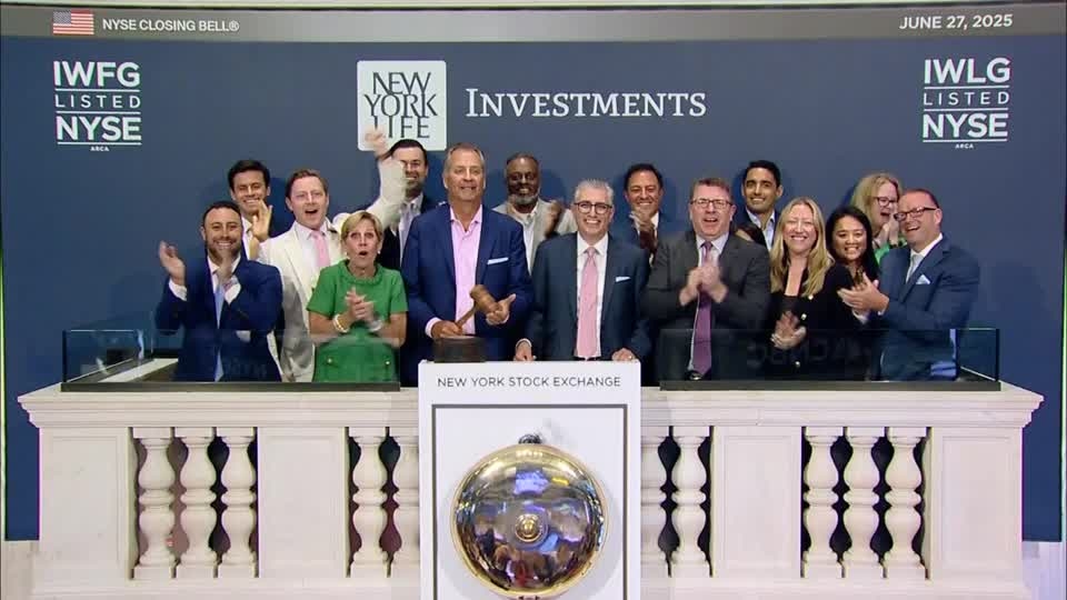 S&P 500, Nasdaq hit record closing highs amid trade deal hopes