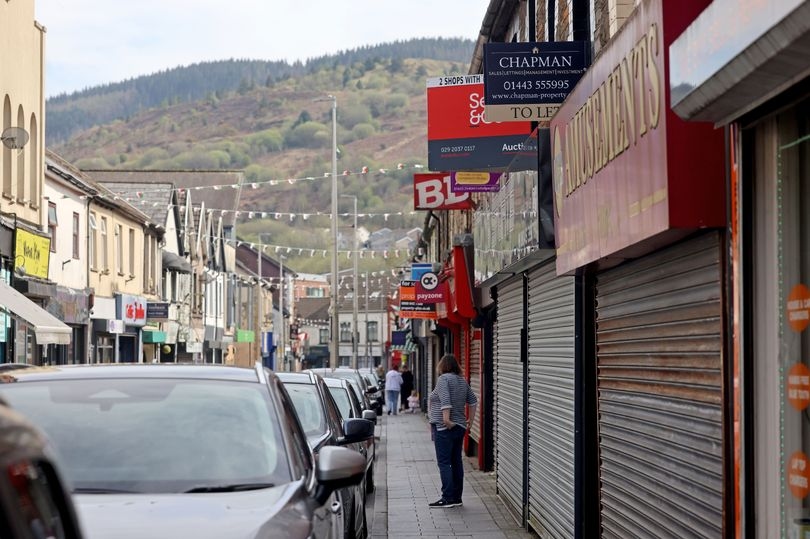 Barber shops flood small Welsh town and people aren't happy about it